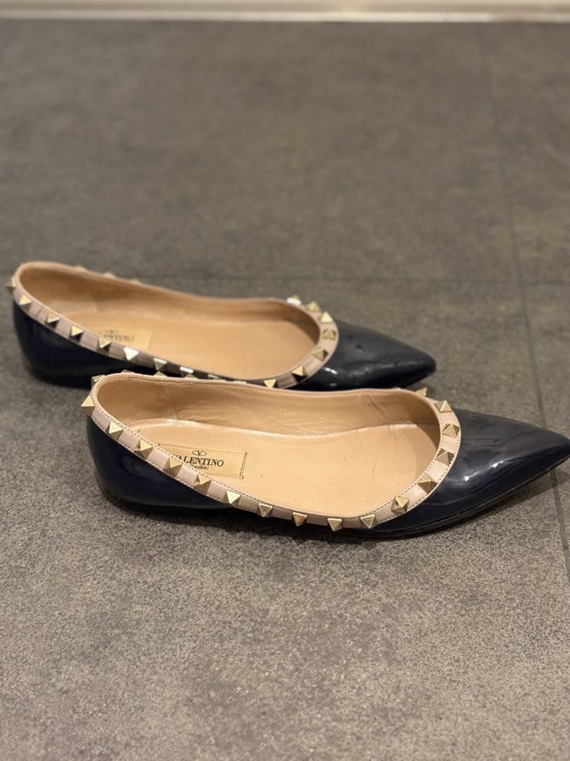 ヴァレンティノ　ガラヴァーニ パンプス　ロックスタッズ