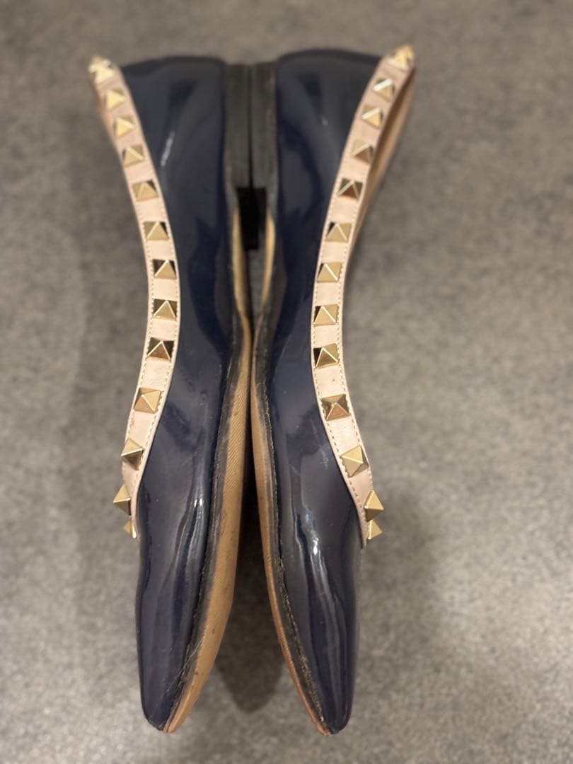 ヴァレンティノ　ガラヴァーニ パンプス　ロックスタッズ