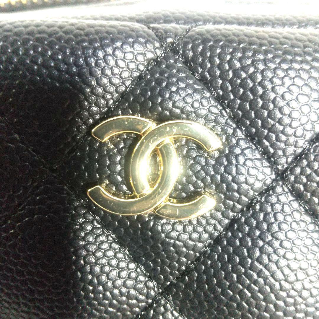 新品CHANEL ノベルティ キルティング ショルダーバッグ チャームVIP限定