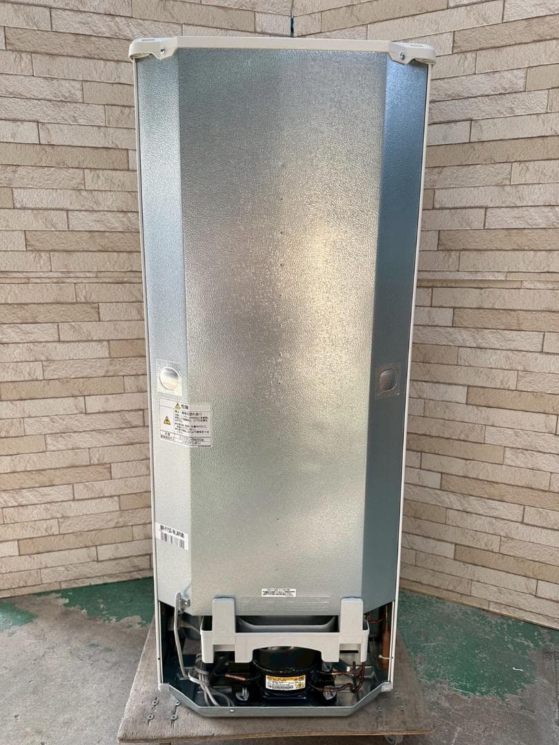 大阪送料無料★3か月保障付★冷蔵庫★2022年★MR-P15G-W★SR-290