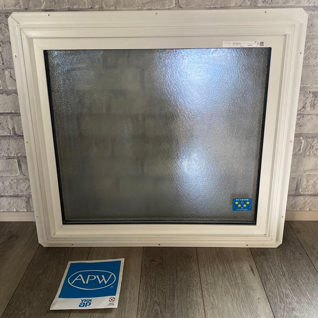 YKKapap APW330F iX窓