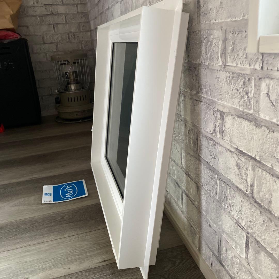 YKKapap APW330F iX窓