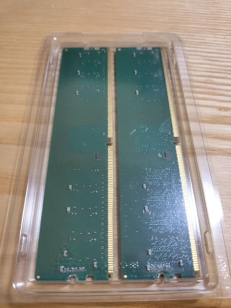crucial 8GB DDR4-3200 UDIMM メモリー