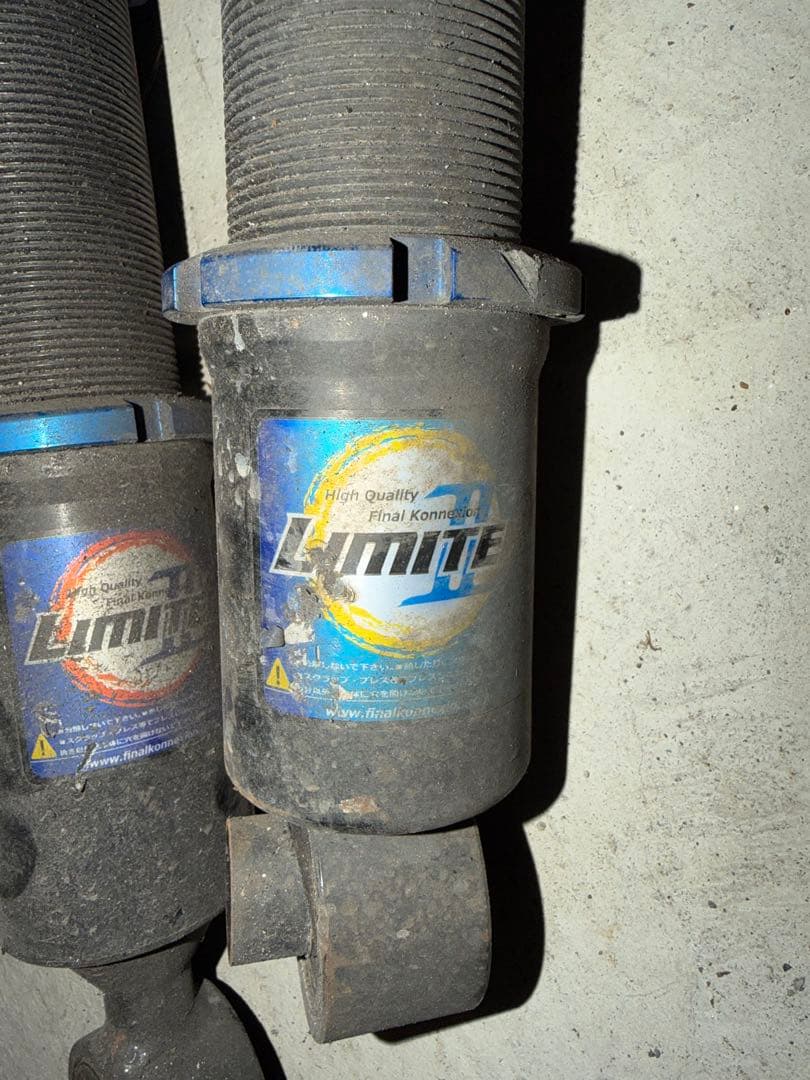 ファイナルコネクション車高調　hcr32