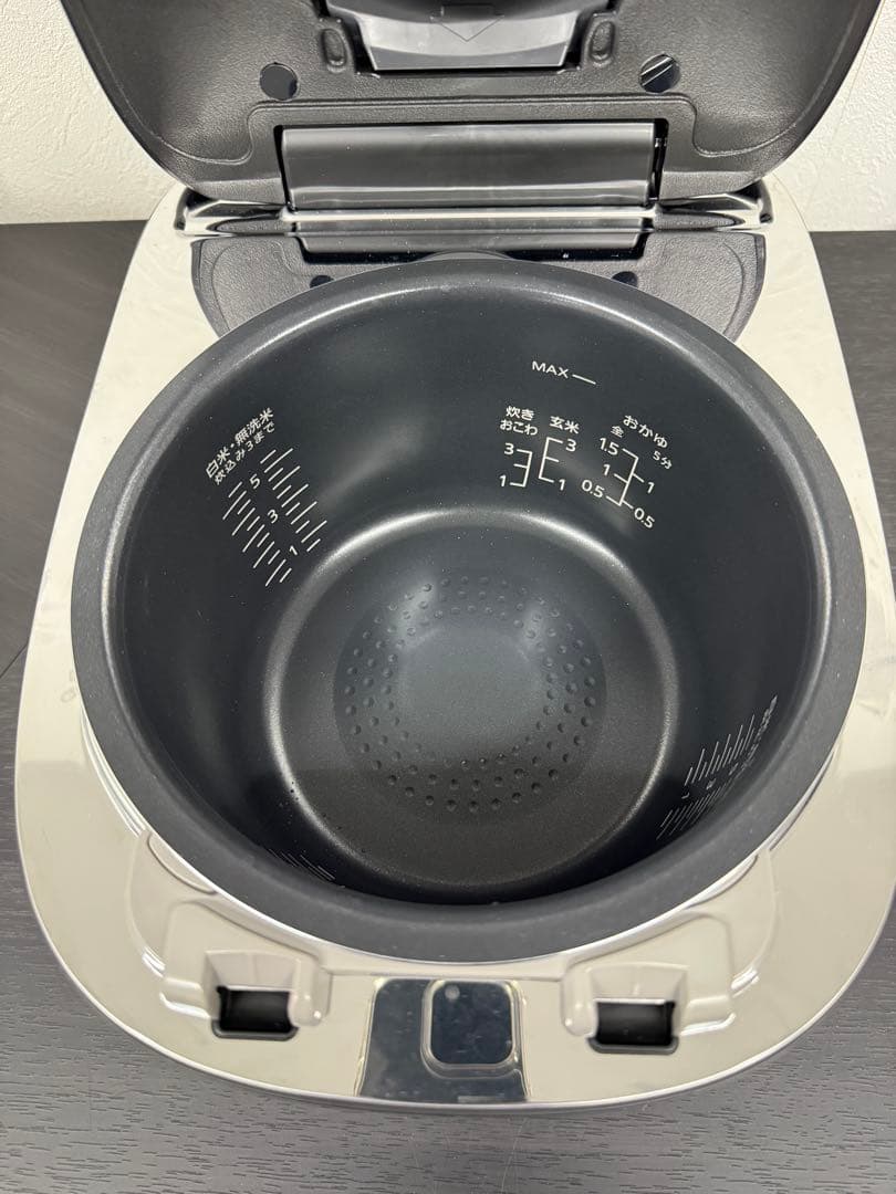 ★2〜3度使用★パナソニックIH炊飯器5.5合SR-N510D-K