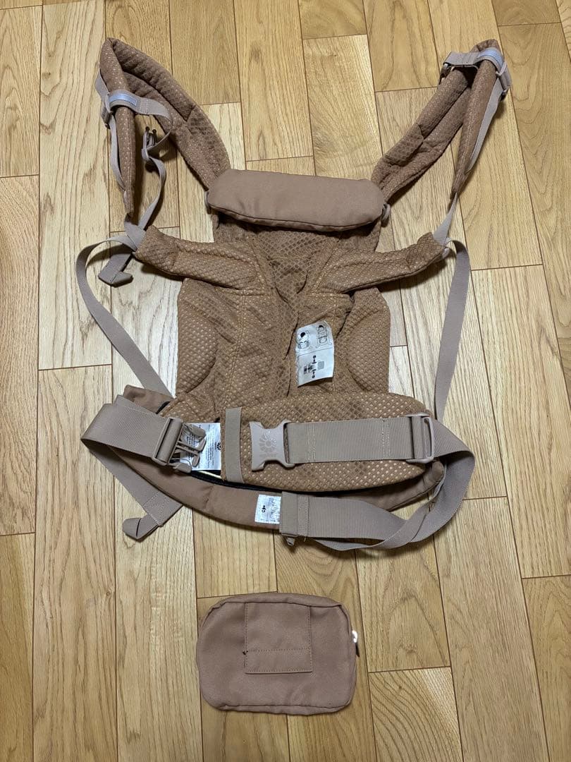 ergobaby OMNI breeze 抱っこ紐 キャメルブラウン
