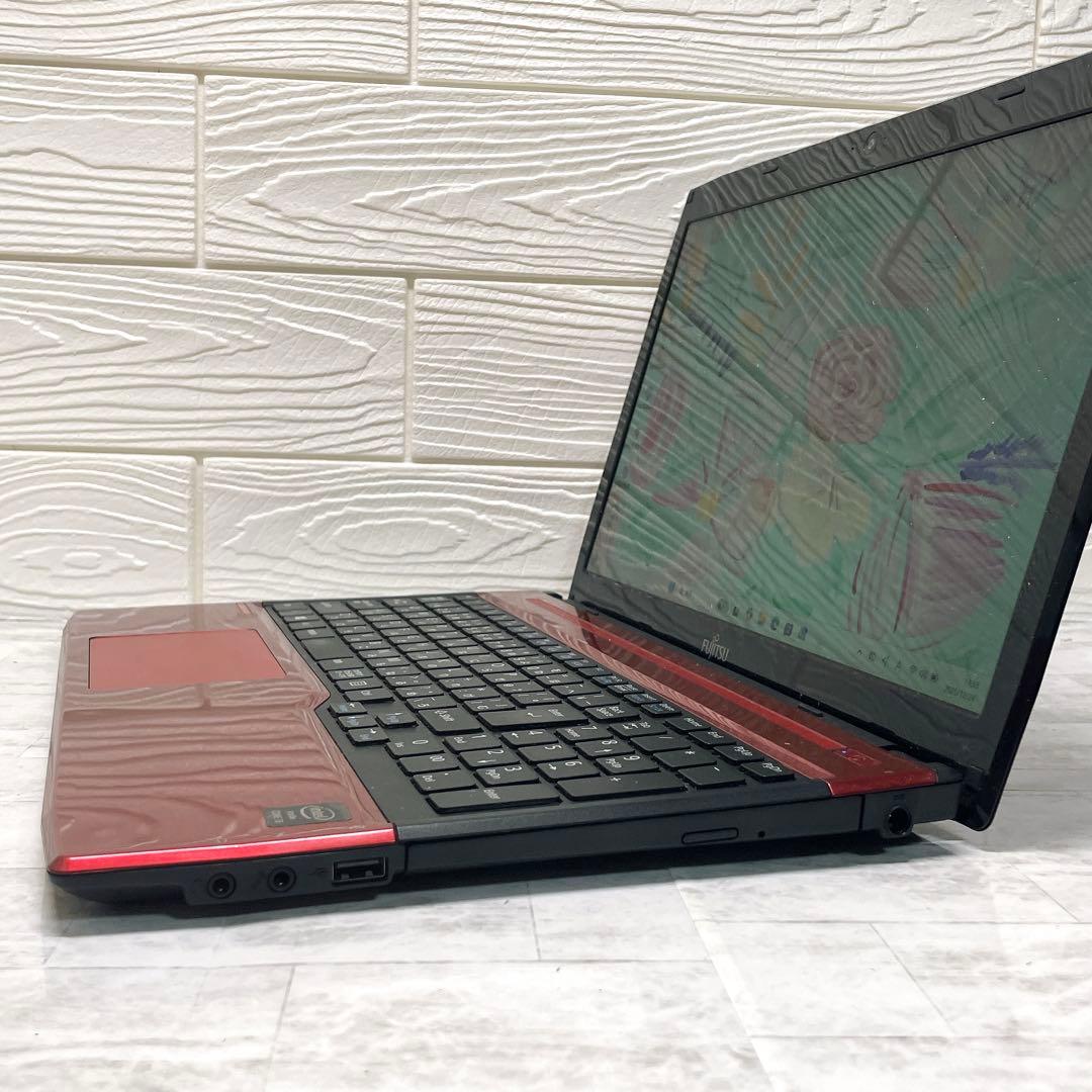 快速✨ノートパソコン SSD ブルーレイ カメラ win11 8GB カメラ