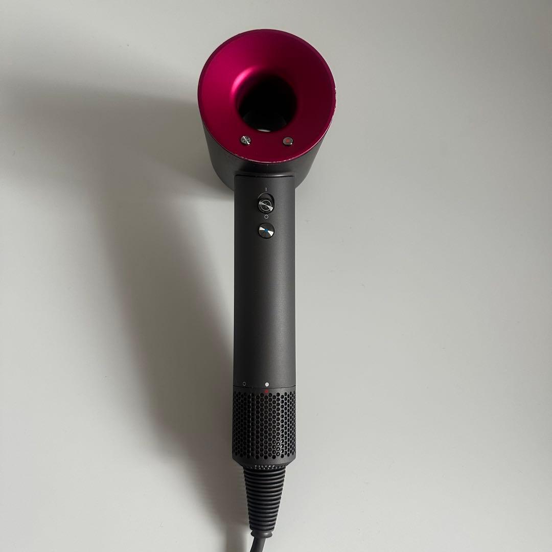 Dyson Supersonic ヘアドライヤー