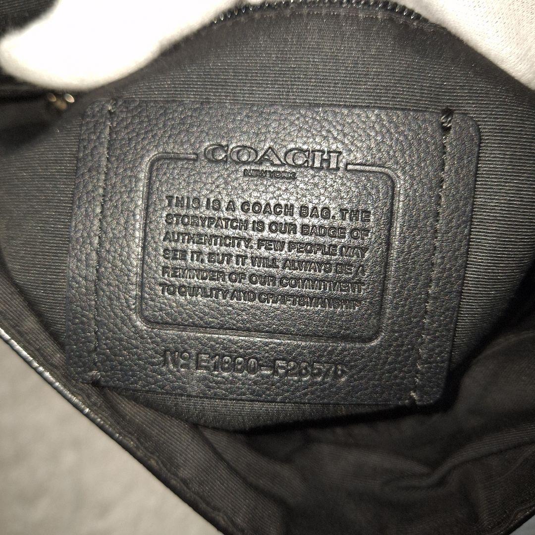 COACH　コーチ　メッセンジャーバッグ　レザー　シボ　ブラック