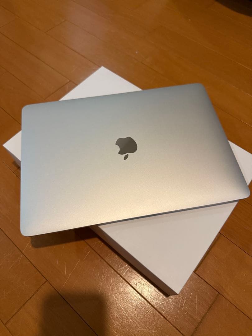 MacBook Air M1 13インチ 8gb 256GB シルバー 付属品有