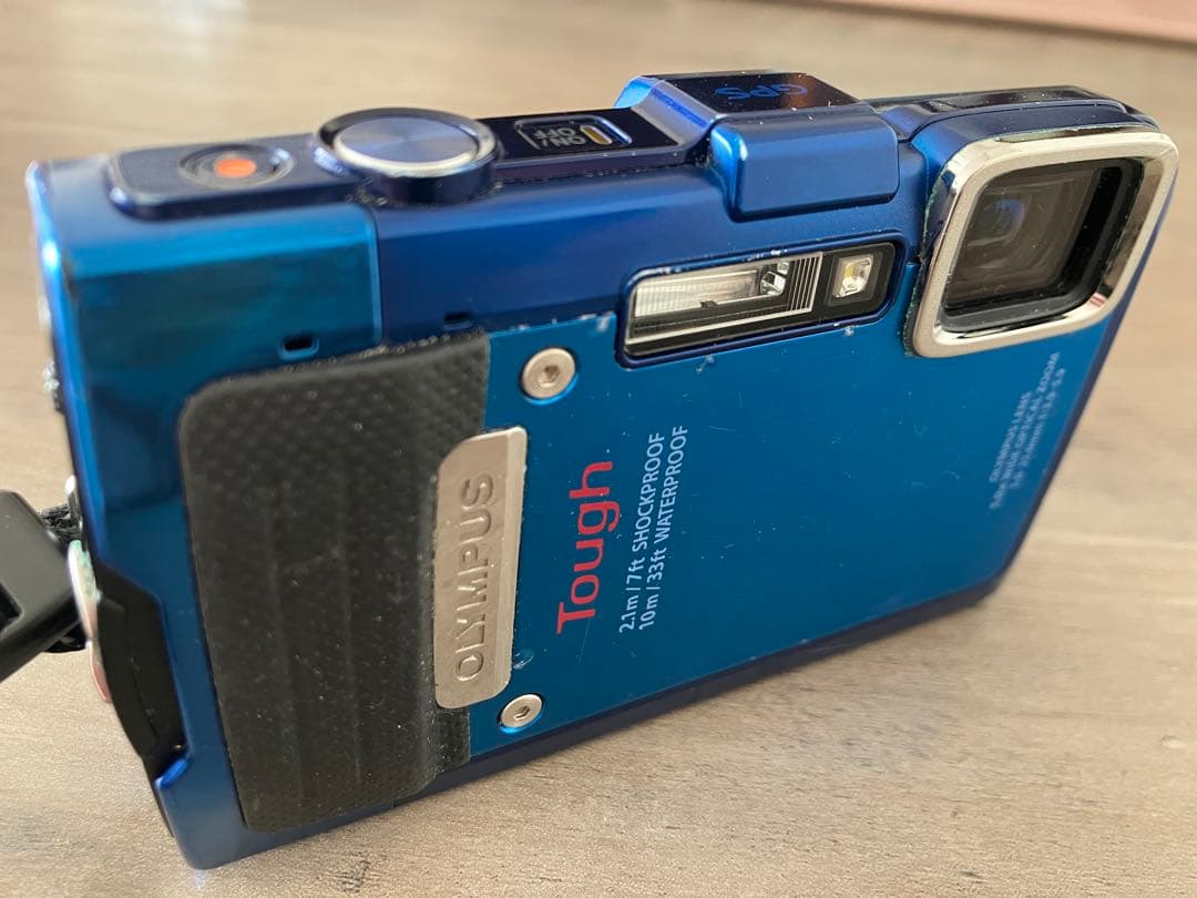 防水　OLYMPUS 「Tough 」デジタルカメラ