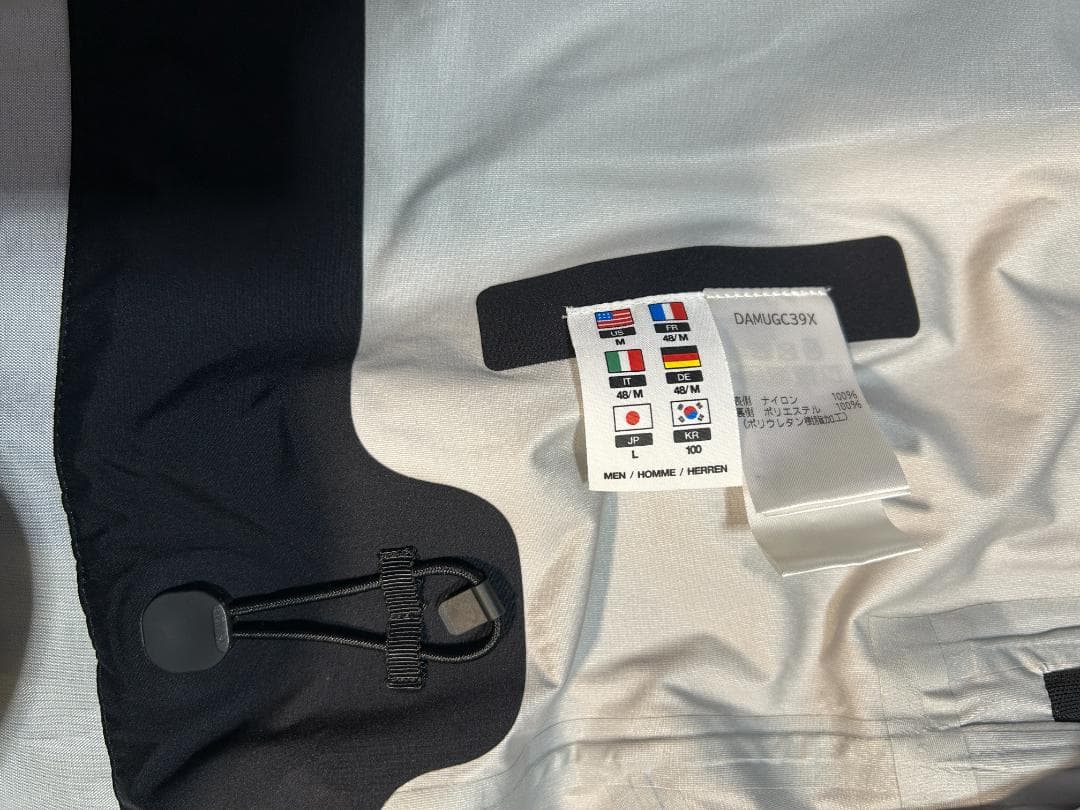 DESCENTE　ALLTERRAIN　ハードシェル“クレアス” 　黒　Ｌサイズ