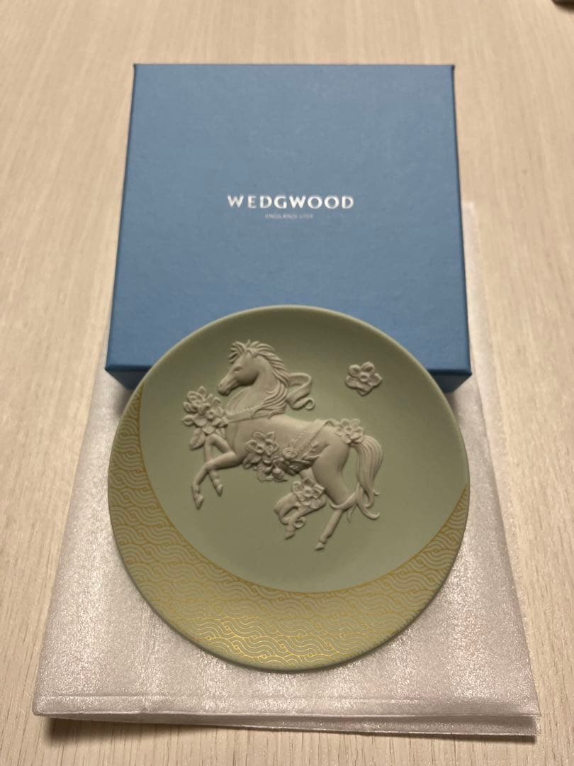  馬の浮彫りプレート