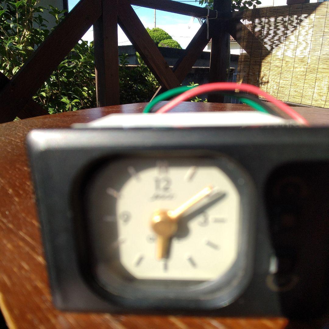 ジムニー11-22純正アナログJVC 時計 DC12V プラグ式 黒