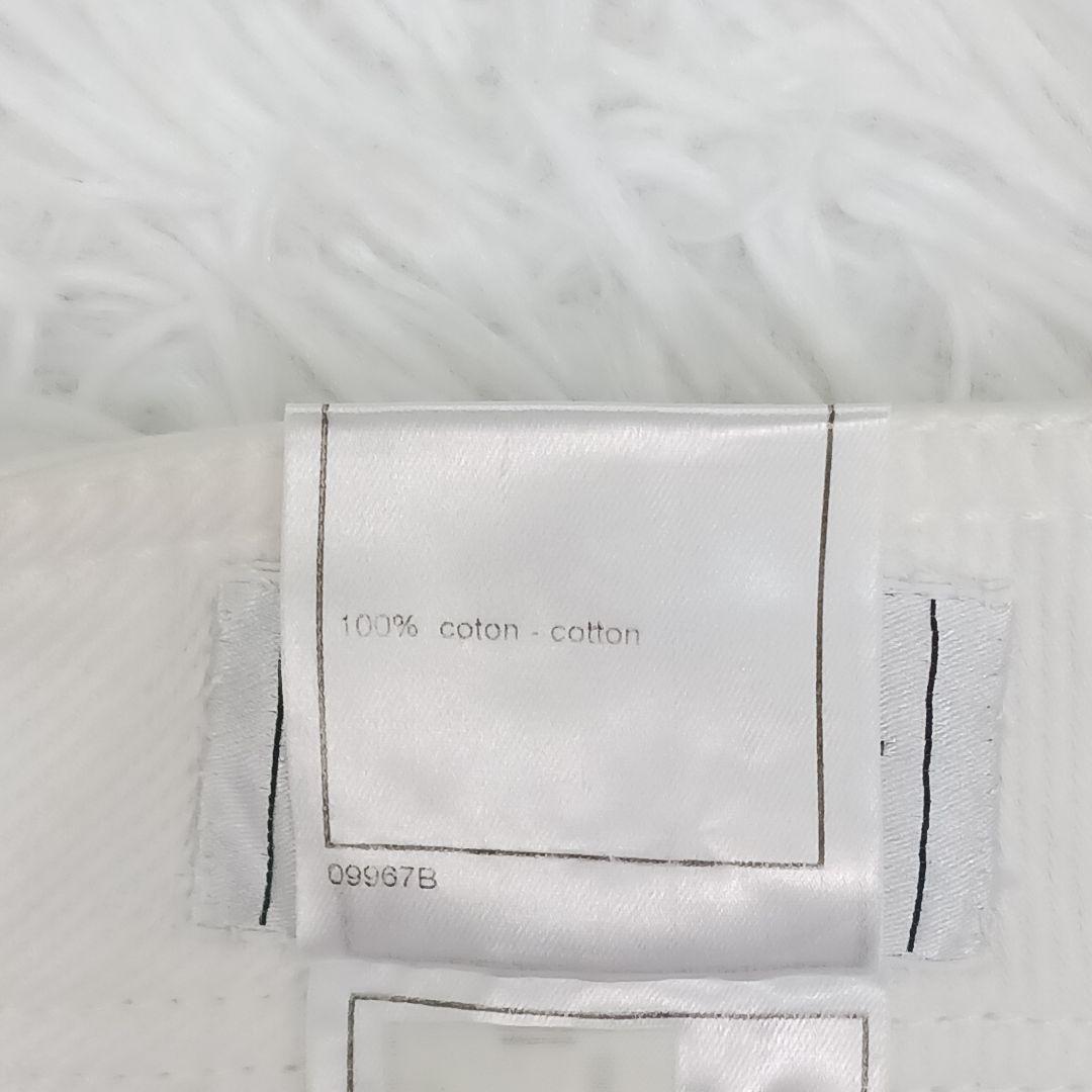 ✨美品✨CHANEL　シャネル　ショートパンツ　　ベルト　エナメル　ロゴ　白