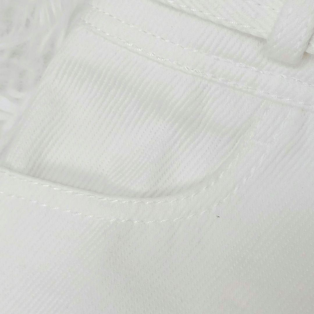 ✨美品✨CHANEL　シャネル　ショートパンツ　　ベルト　エナメル　ロゴ　白