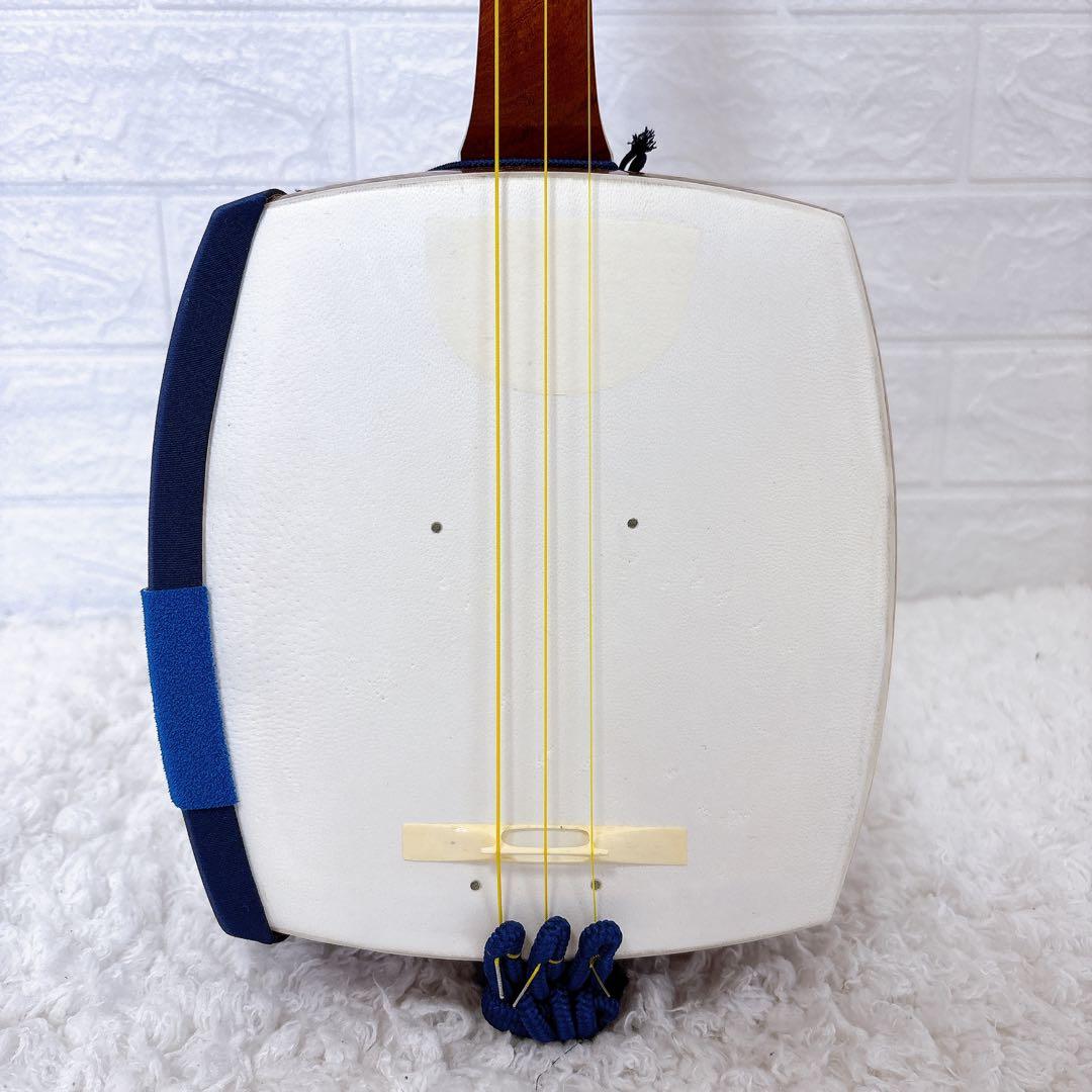 美品　三味線 細棹　猫皮　花梨　破れなし　四乳　四ツ皮　長袋付き　和紙袋