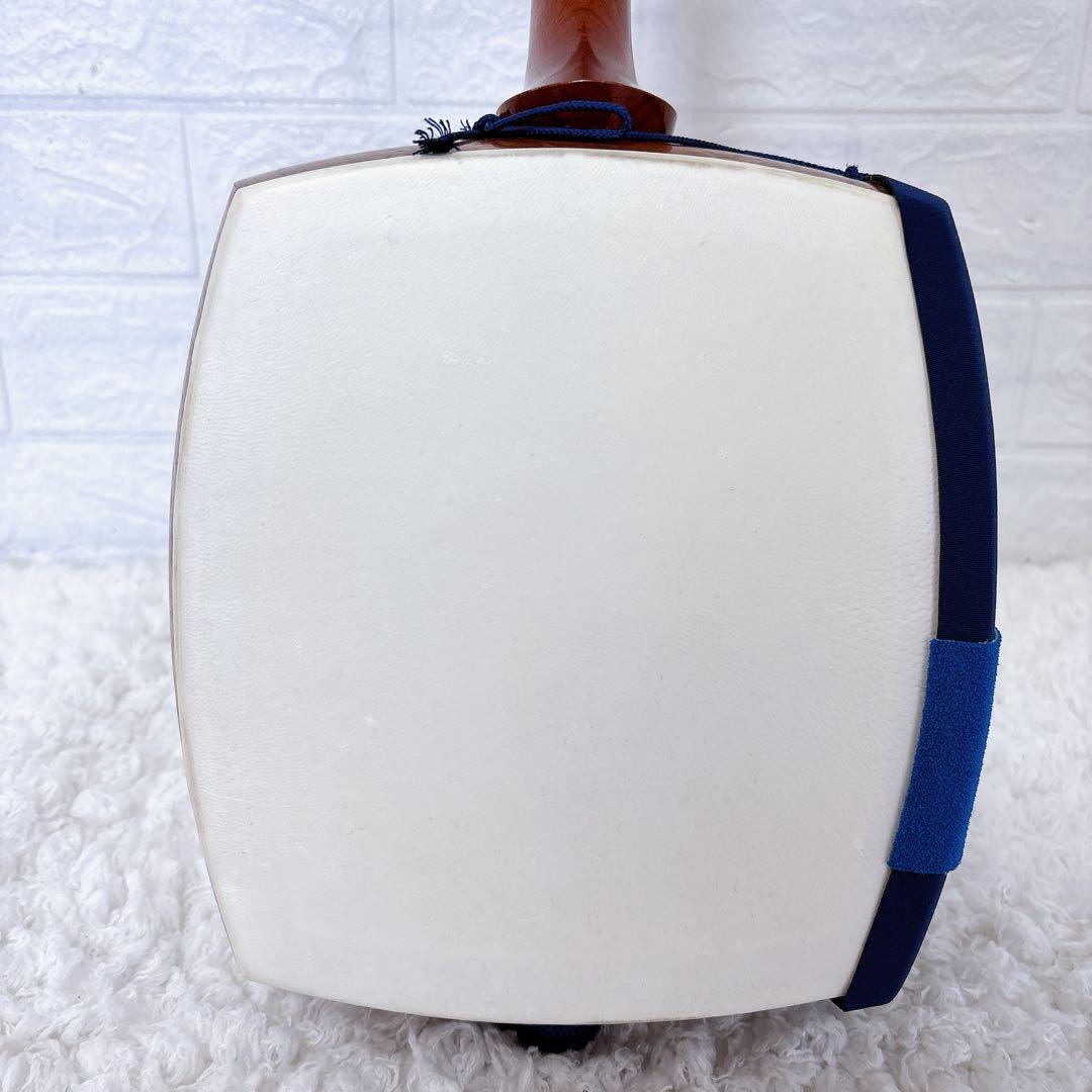 美品　三味線 細棹　猫皮　花梨　破れなし　四乳　四ツ皮　長袋付き　和紙袋