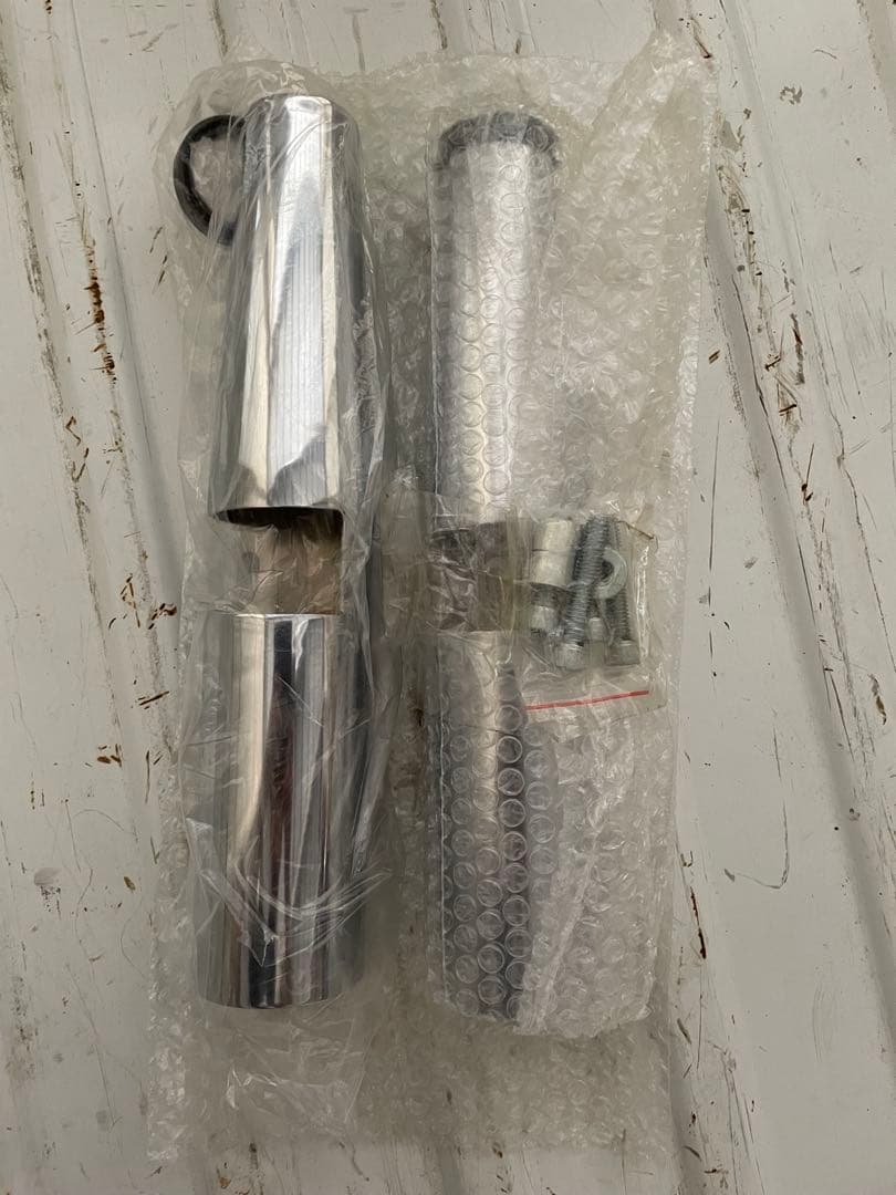 フォークシュラウド　スポーツスター用