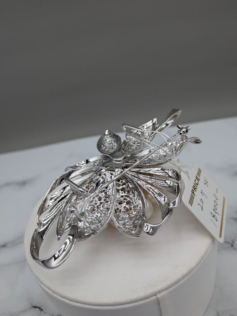 あこや真珠 ブローチ 大粒20珠 9.7×6.5cm 花デザイン　帯留め兼用