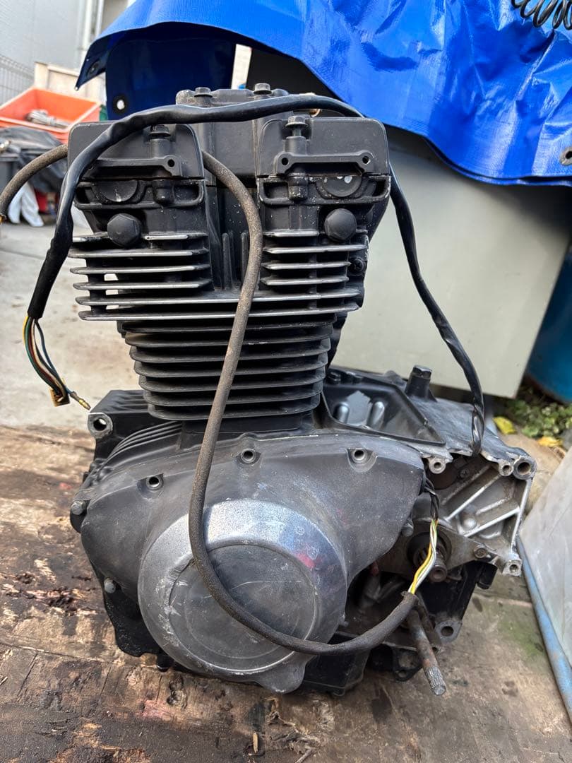 249cm³ エンジン バイクパーツ SUZUKI GS25X