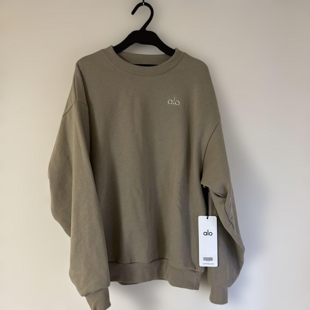 alo yoga Accolade クルーネック プルオーバー