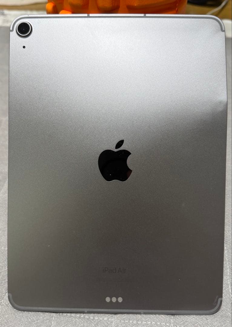 iPadAir本体 画面ひび割れフレーム曲がりあり