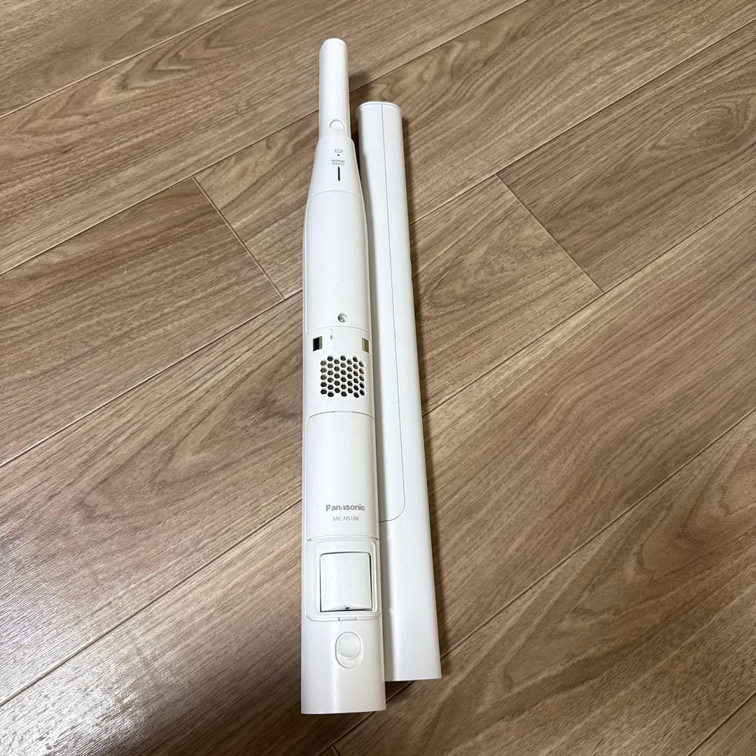 そら【動作確認済】Panasonic 充電式掃除機 MC-NS10K
