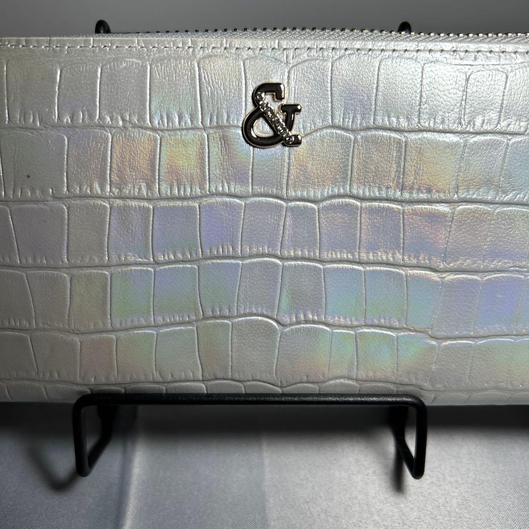 新品未使用【ピンキー＆ダイアン】 クロコ型押し L字ファスナーロゴモチーフ長財布
