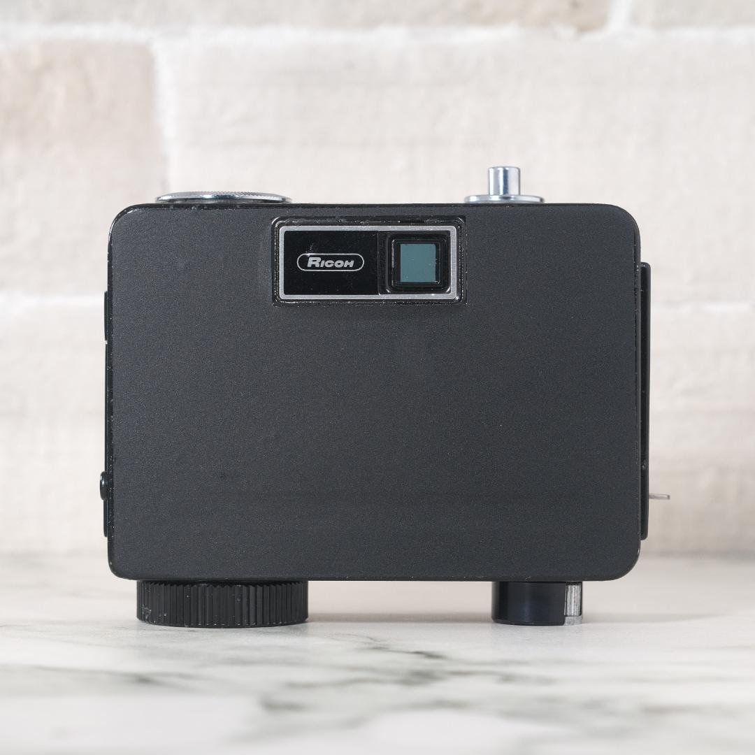 ✽AUTO　HALF　Ｅ✽ハーフカメラ✽リメイク✽リコー❀オートハーフ❀