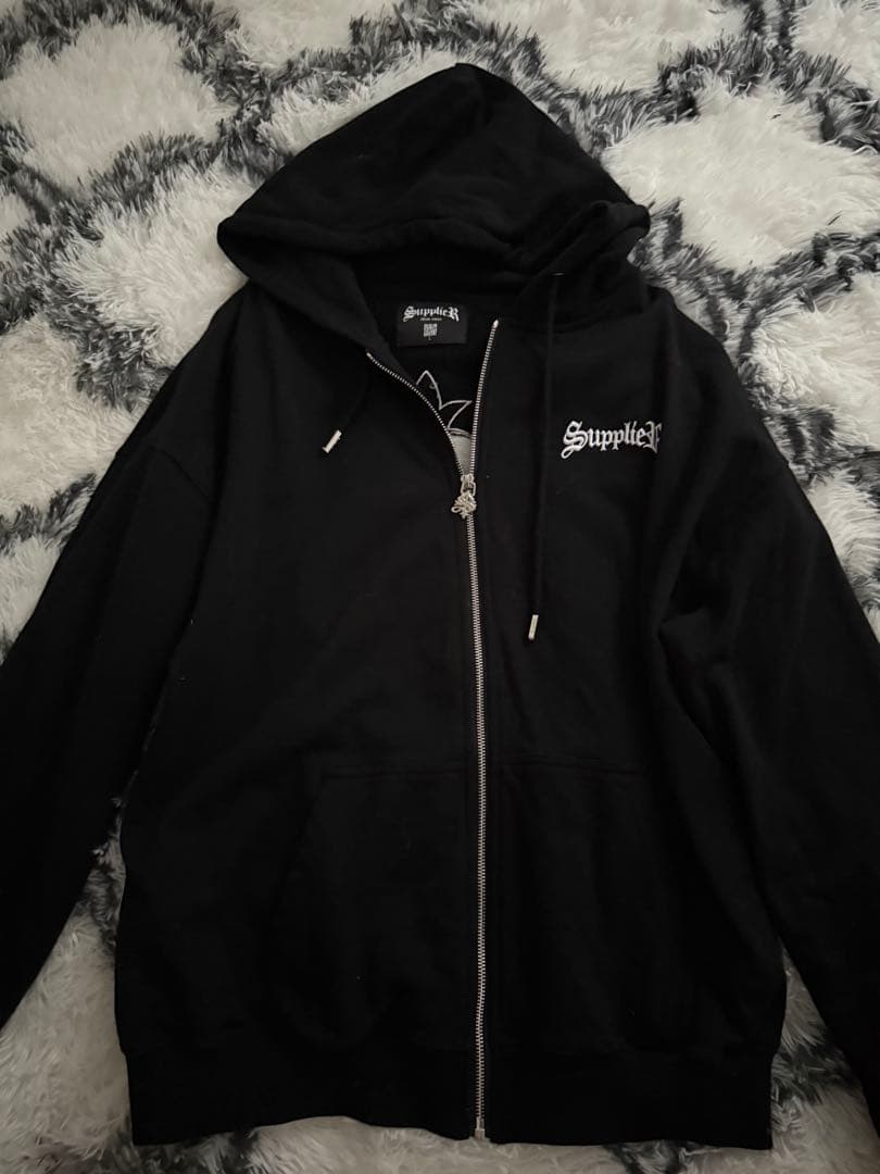 supplier ブラック パーカー
