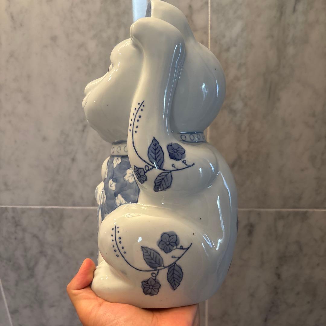 ヴォルテックス様ヴィンテージ　可愛らしく妖艶な瞳が素敵な招き猫の陶器オブジェ