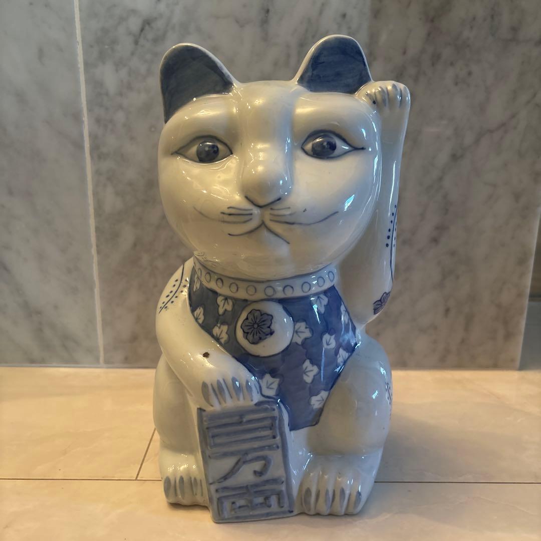 ヴォルテックス様ヴィンテージ　可愛らしく妖艶な瞳が素敵な招き猫の陶器オブジェ