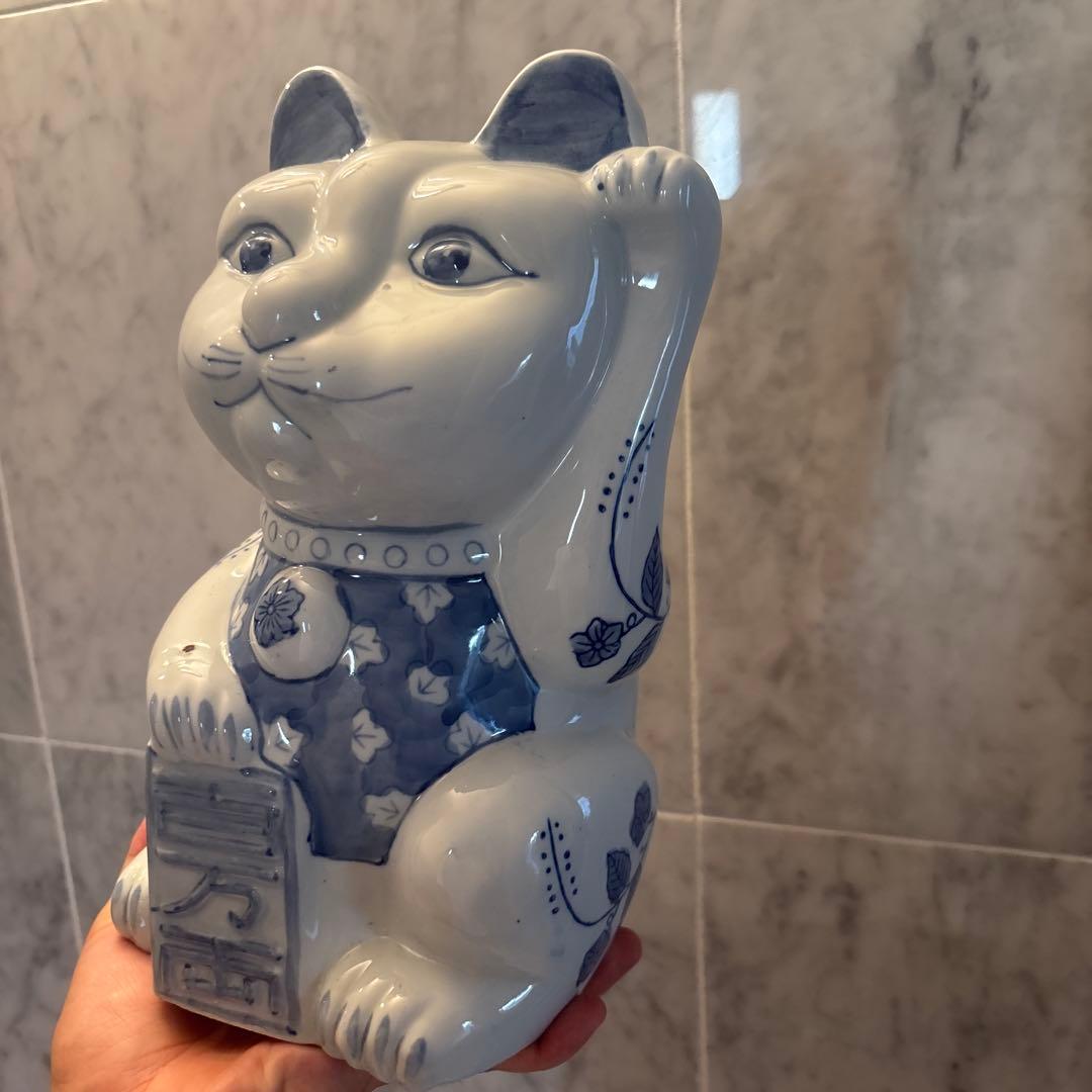 ヴォルテックス様ヴィンテージ　可愛らしく妖艶な瞳が素敵な招き猫の陶器オブジェ