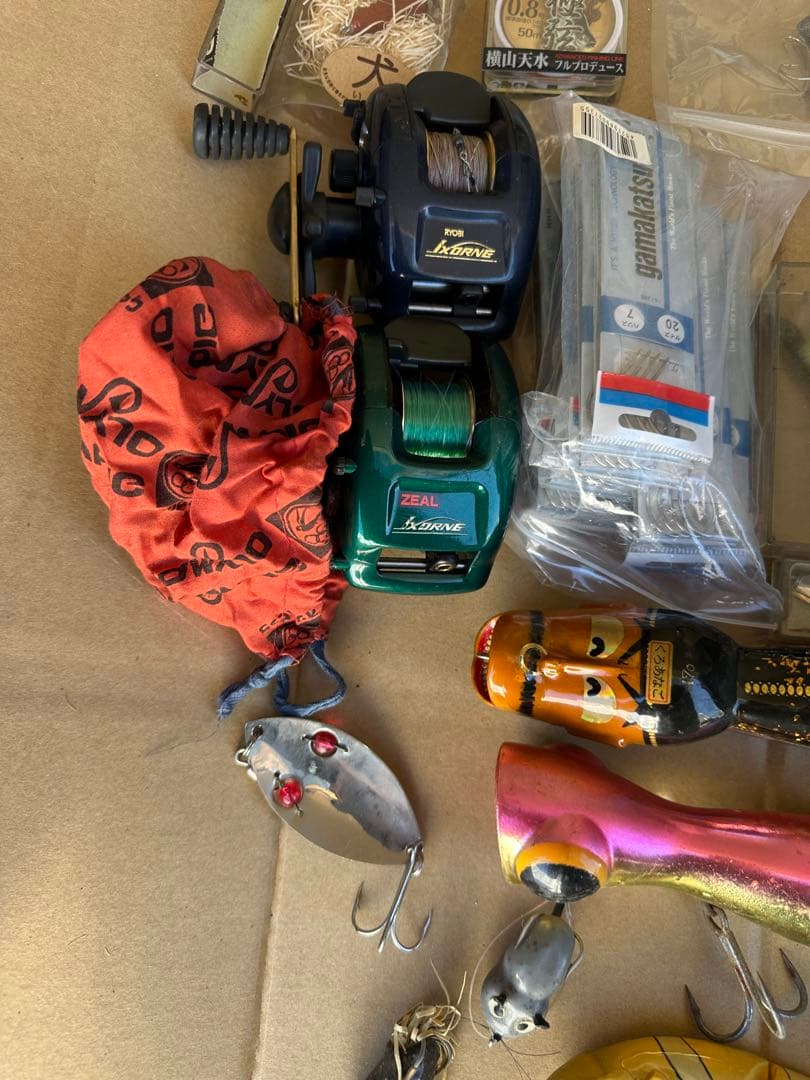 ハードルアーとナイロンラインセット