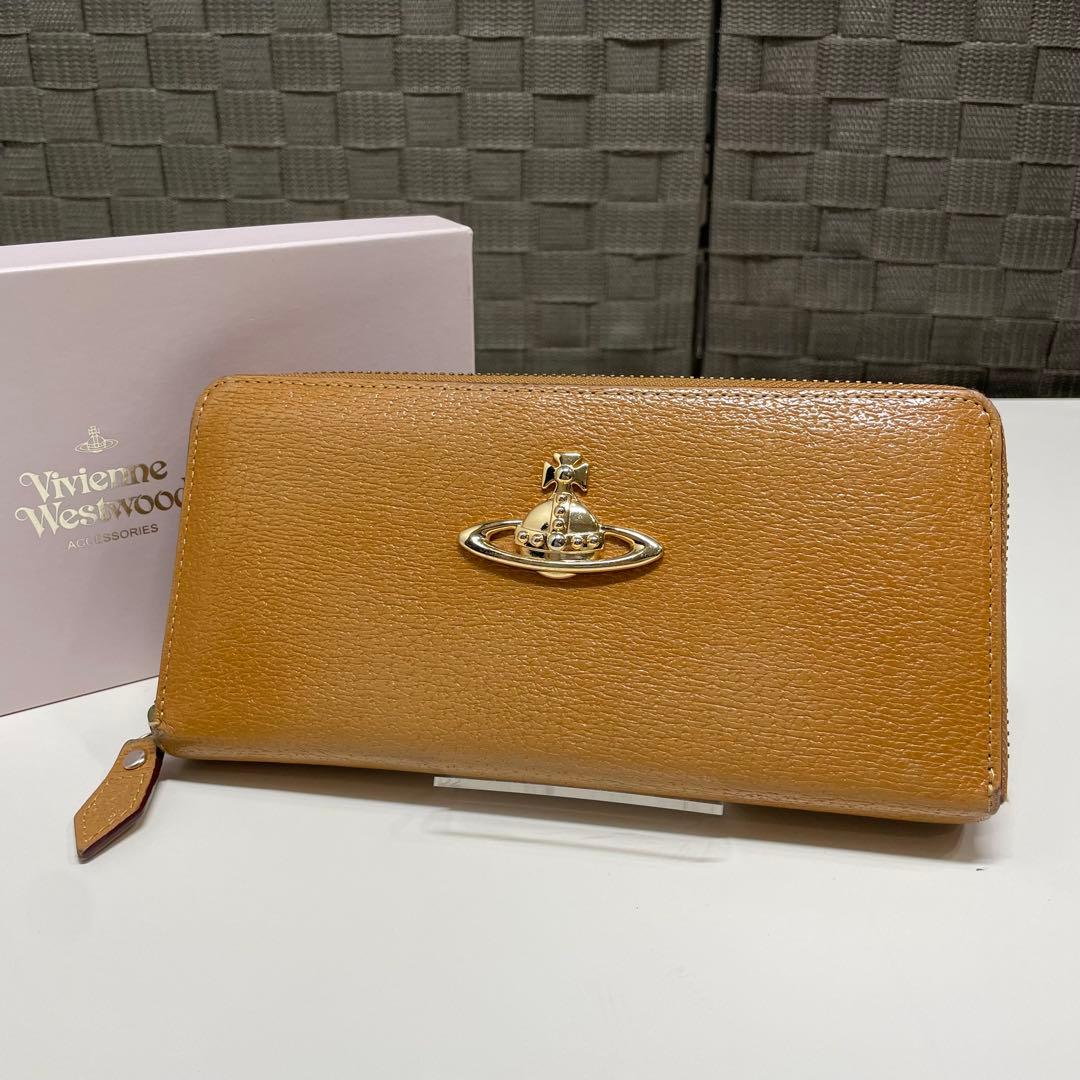 茶*丸様 Vivienne Westwood ベージュ 長財布