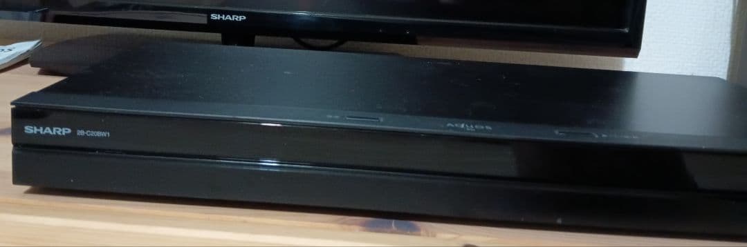 シャープAQUOSブルーレイレコーダー　2B-C20BW1