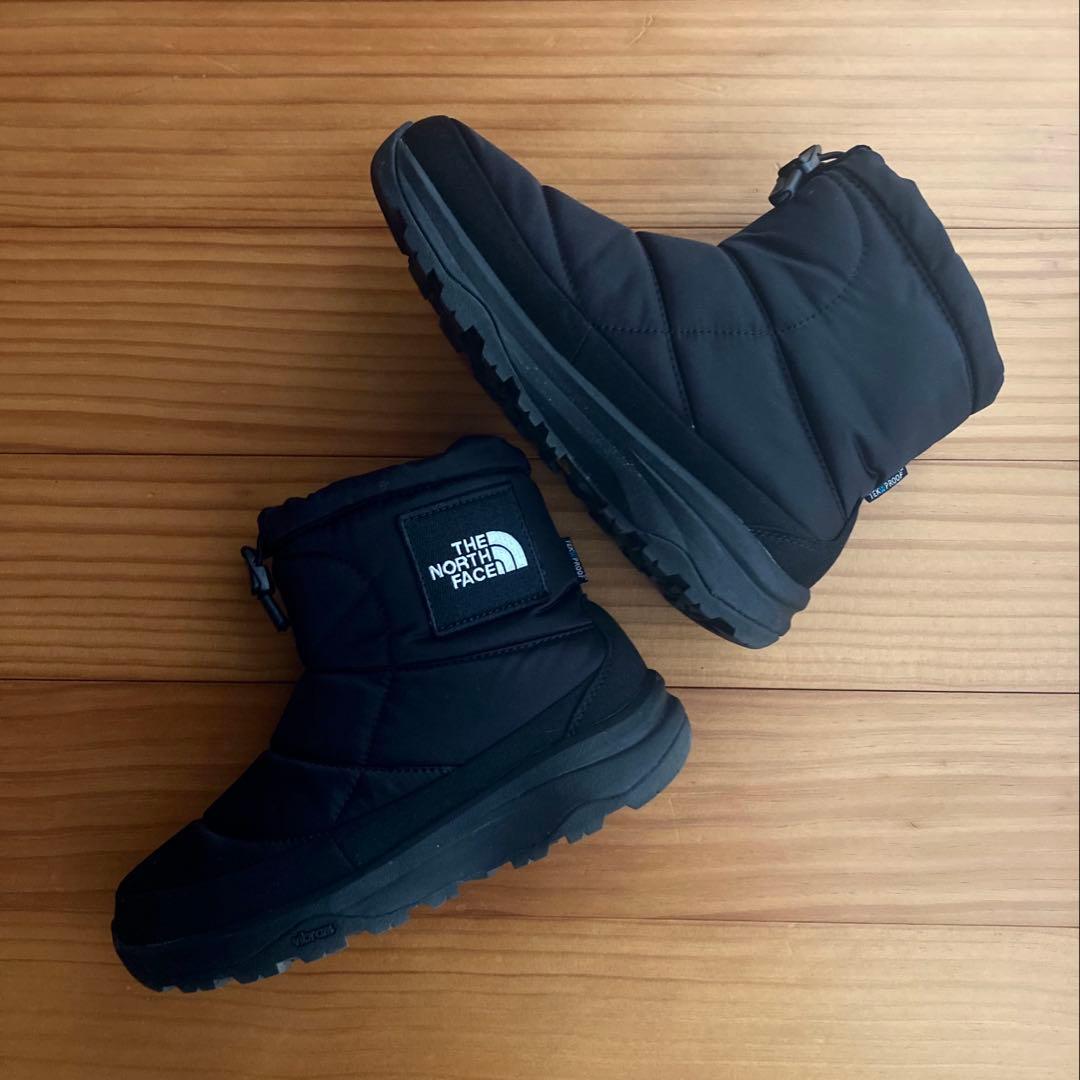 THE NORTH FACE ザノースフェイス　防寒ブーツ