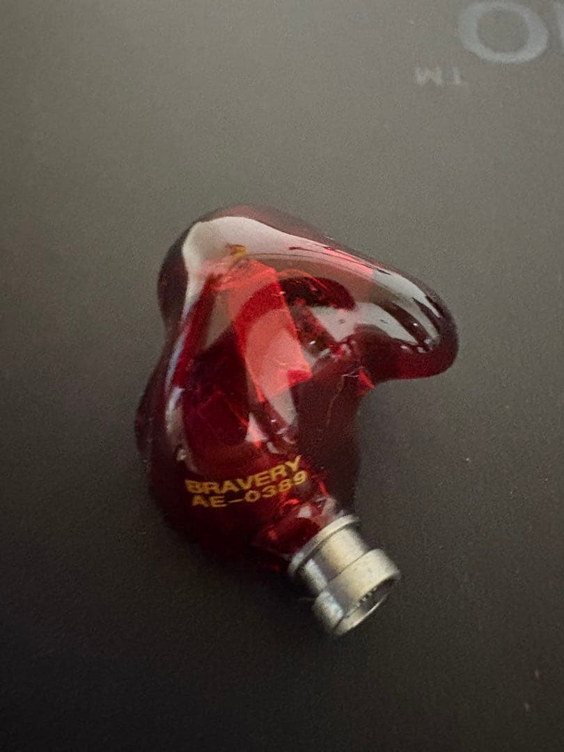 イヤホン Seeaudio Bravery