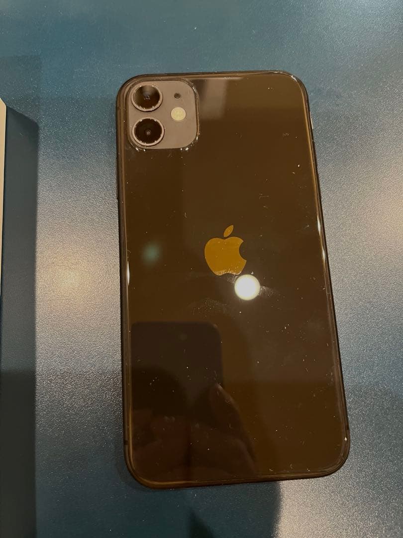 Apple iPhone 11 128GB ブラック バッテリー99%