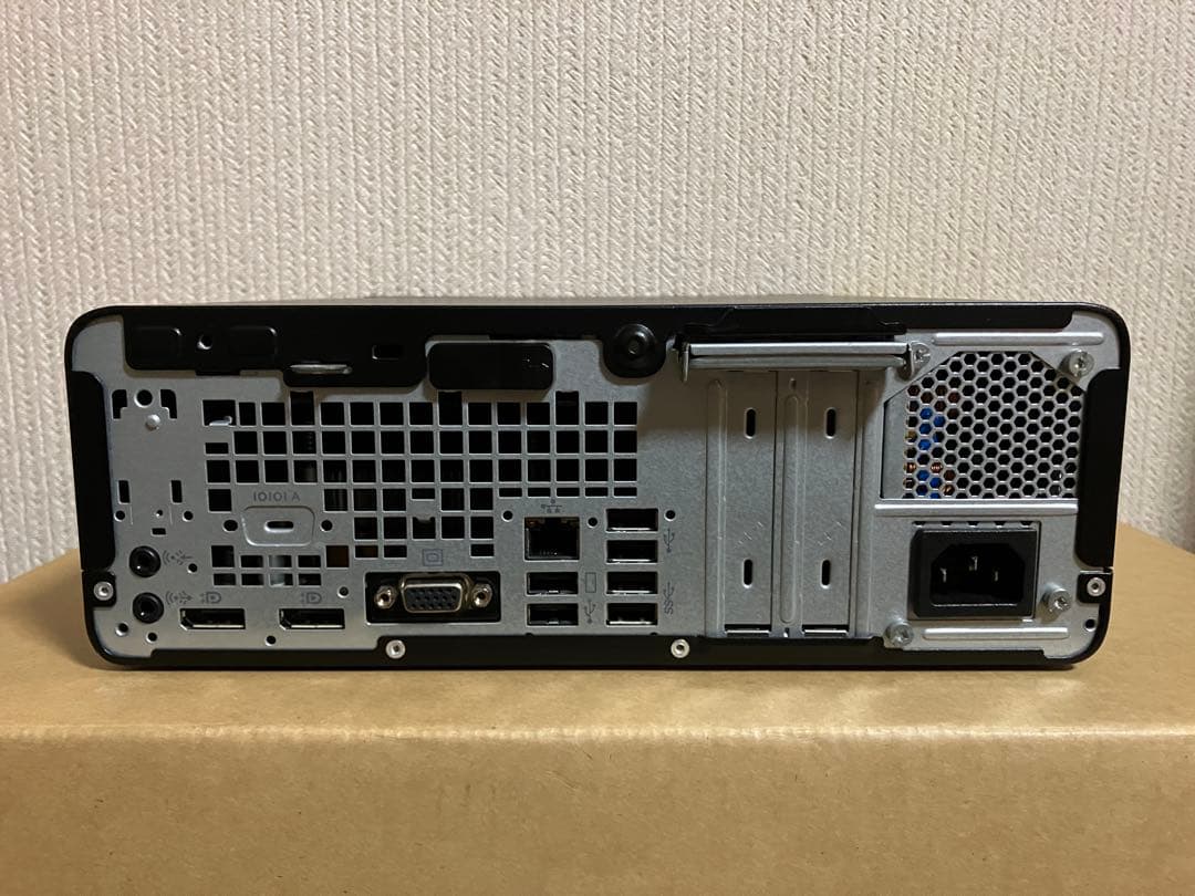 ★（28）爆速 m.2SSD+HDD 第８世代CPU 8GB Office 付き