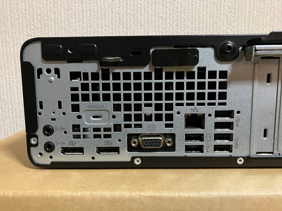 ★（28）爆速 m.2SSD+HDD 第８世代CPU 8GB Office 付き