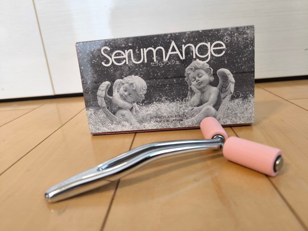 SerumAnge 美顔ローラー ピンク