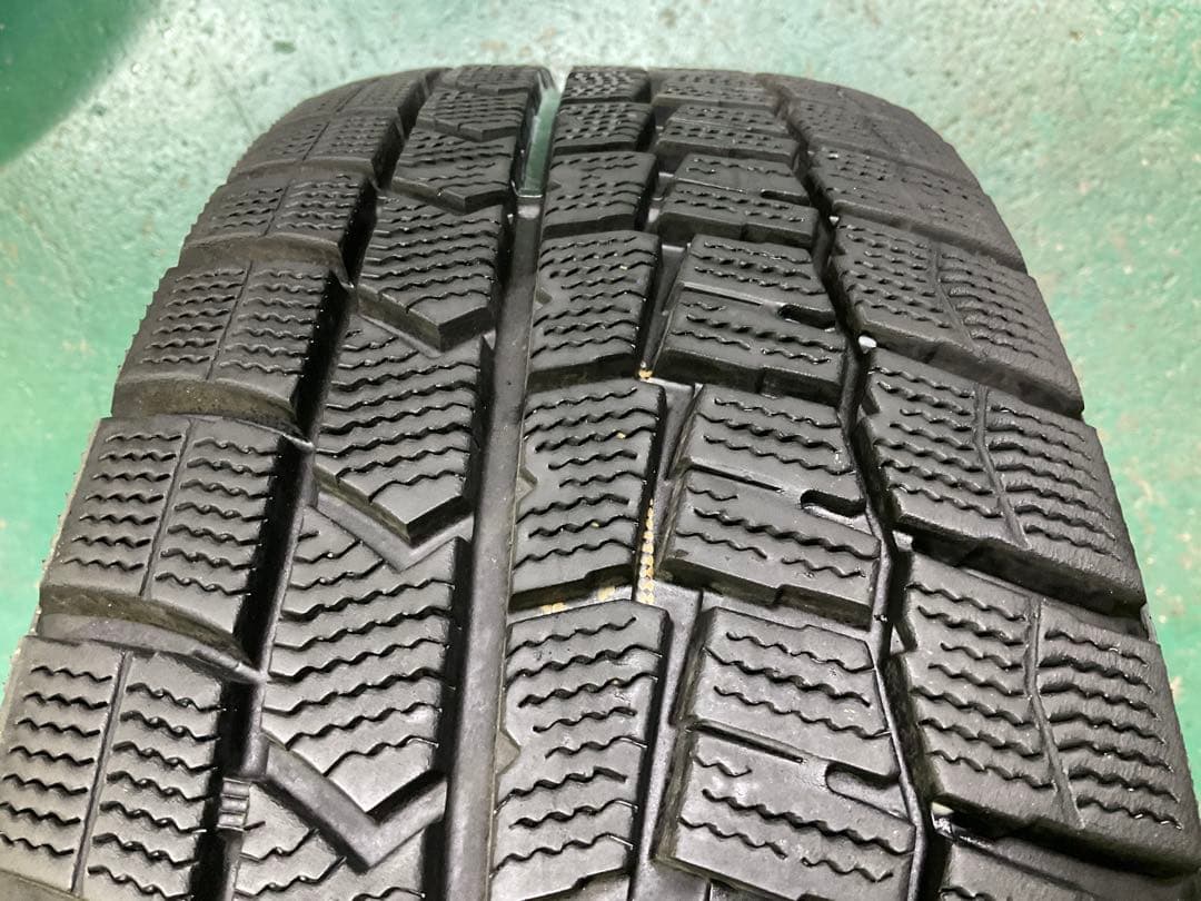 【送料無料】2024年製　WM02 ヴォクシー・ノア等に　中古スタッドレス4本