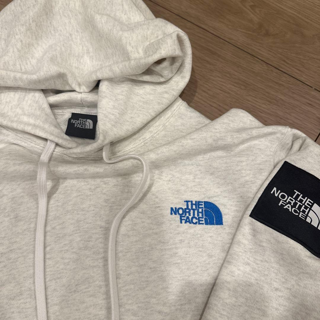 THE NORTH FACE フード付きパーカー グレー
