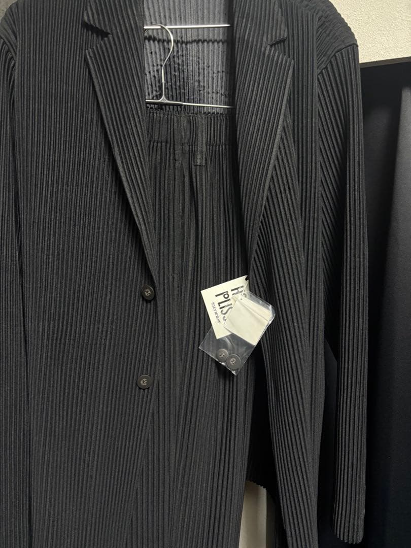 オムプリッセイッセイミヤケ　セットアップ