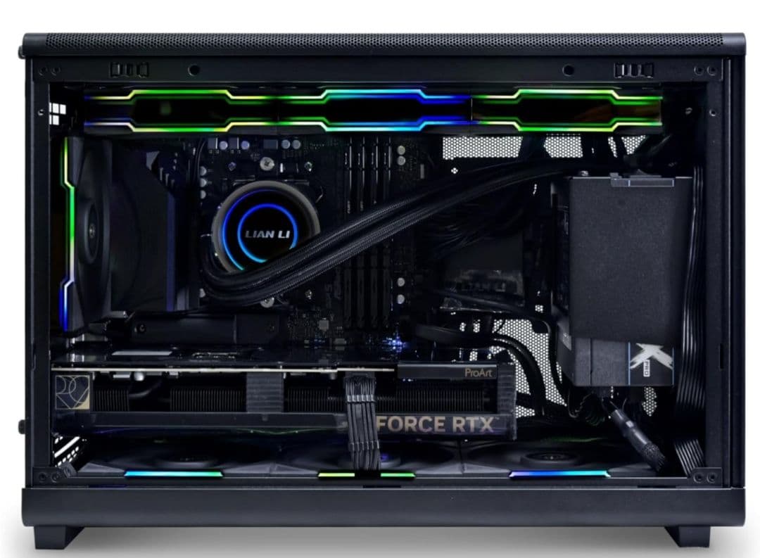 岸*木様 LIANLI Compact PC Case, A3-mATX Woo