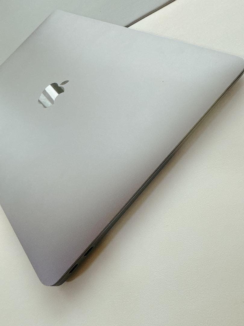 2/10まで出品 Appleパソコン 動作確認 初期化済　アップルパソコン