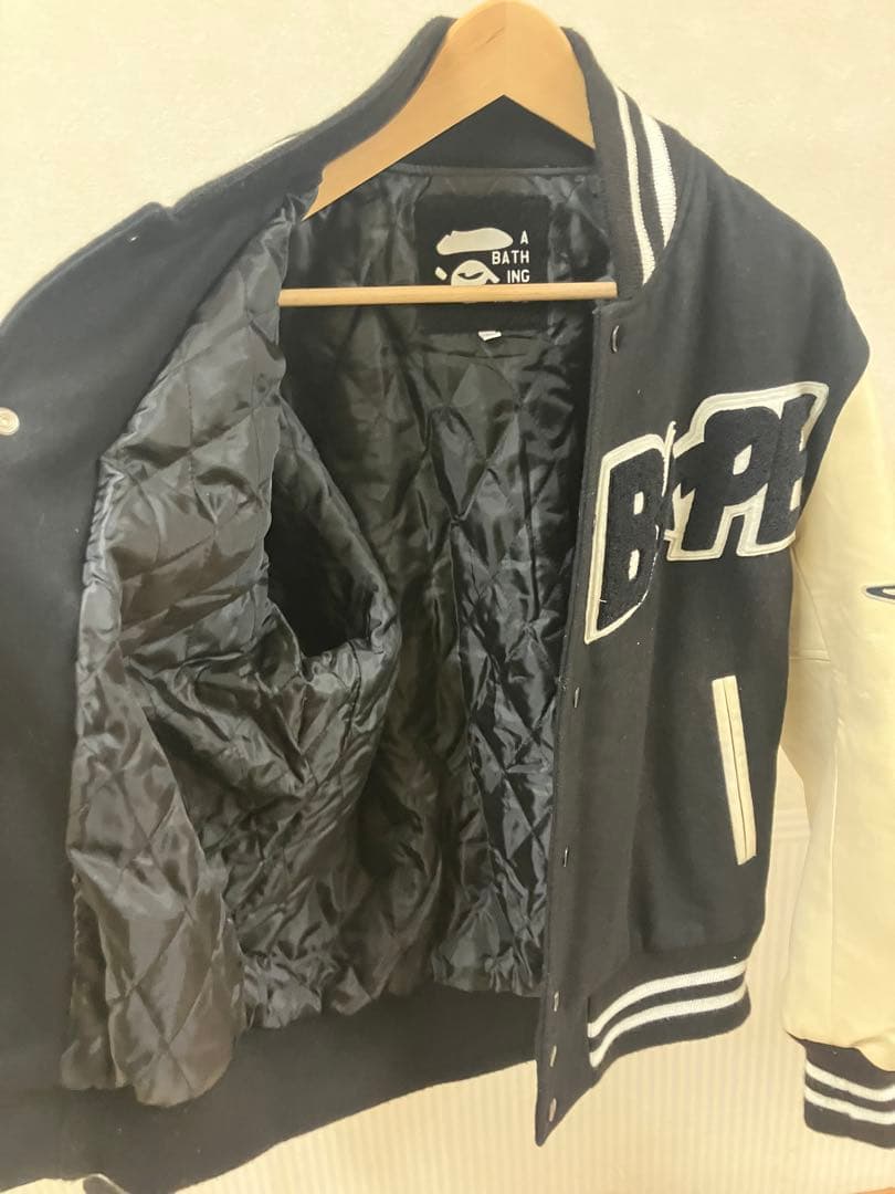 A BATHING APE スタジャン　バーシティジャケット　Mサイズ