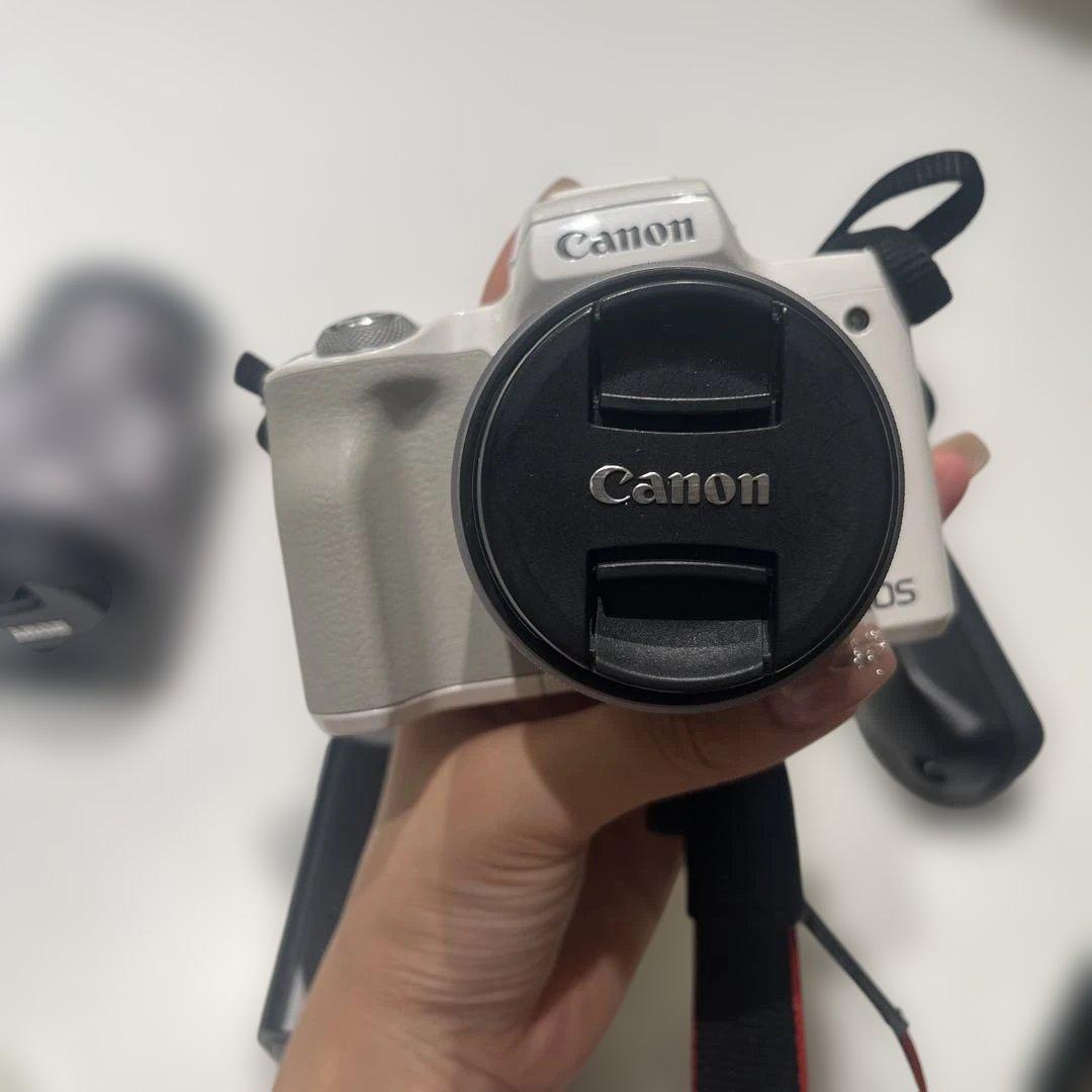 Canon キャノン EOS Kiss M